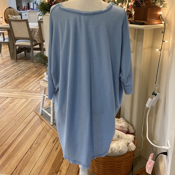 Free People We The Free Catch waves tee dreamy clouds Small !!! - Picture 6 of 7